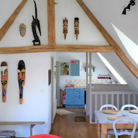 2 Bedroom In Houdetot Sainte-Colombe (Seine-Maritime)